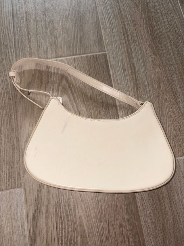 Bolso baguette beige