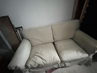 Sofá cama beige de tela