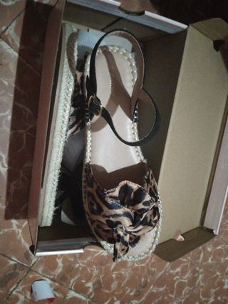 Sandalias plataforma mujer leopardo