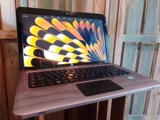 PORTÀTIL HP CORE I7-GRÀFICA AMD-RAM 8GB-HDD 500GB