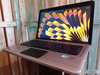 PORTÀTIL HP CORE I7-GRÀFICA AMD-RAM 8GB-HDD 500GB