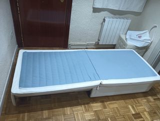Puff blanco IKEA - Cómodo y limpio