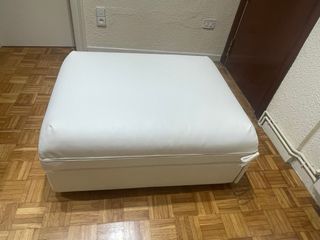 Puff blanco IKEA - Cómodo y limpio