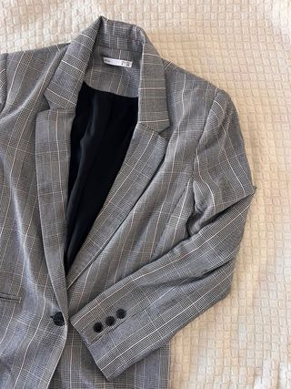 Blazer de cuadros gris