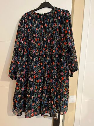 Vestido Zara flores multicolor
