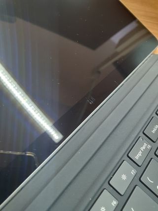 Surface Pro 8 LTE i5-1145G7 8GB 256GB Batt 100%
