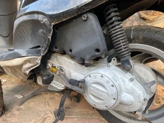 Piaggio Fly 50cc 4T - Scooter