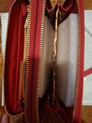 Bolso rojo cartera