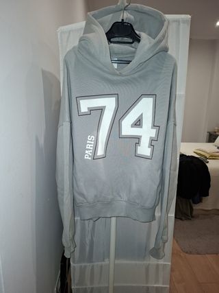 Sudadera gris Paris 74