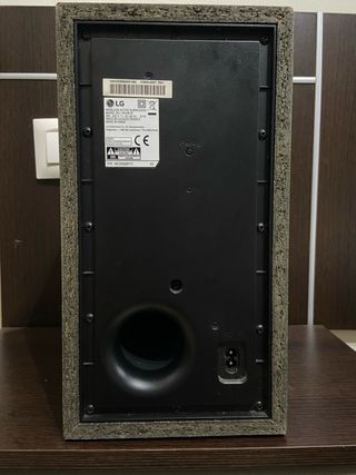 Subwofer para barra de sonido LG 300w