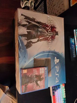 PS4 (PlayStation 4) + Bloodborne