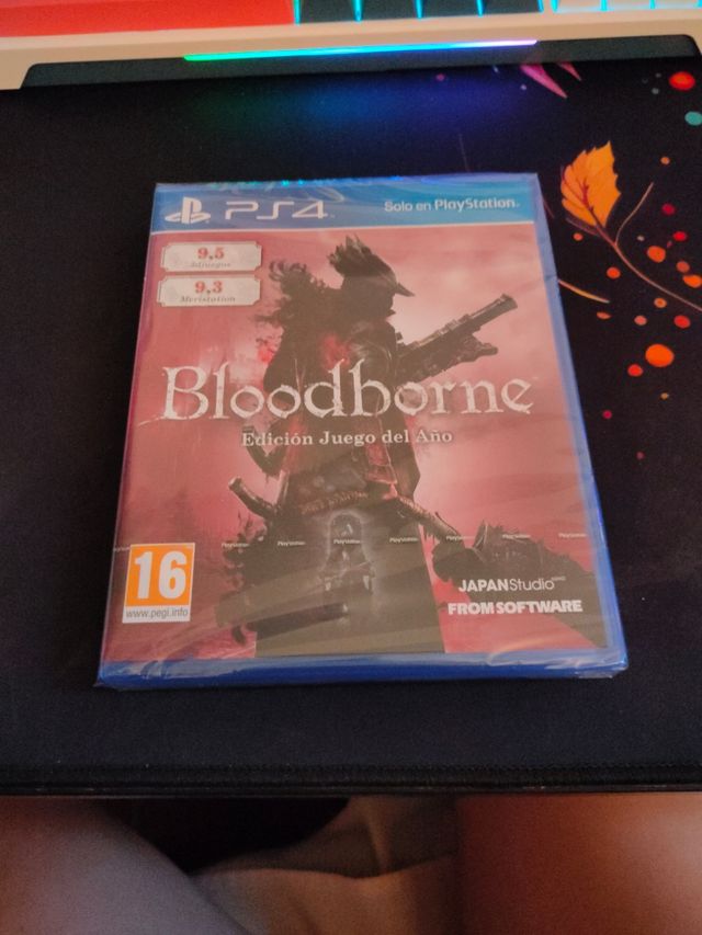 PS4 (PlayStation 4) + Bloodborne
