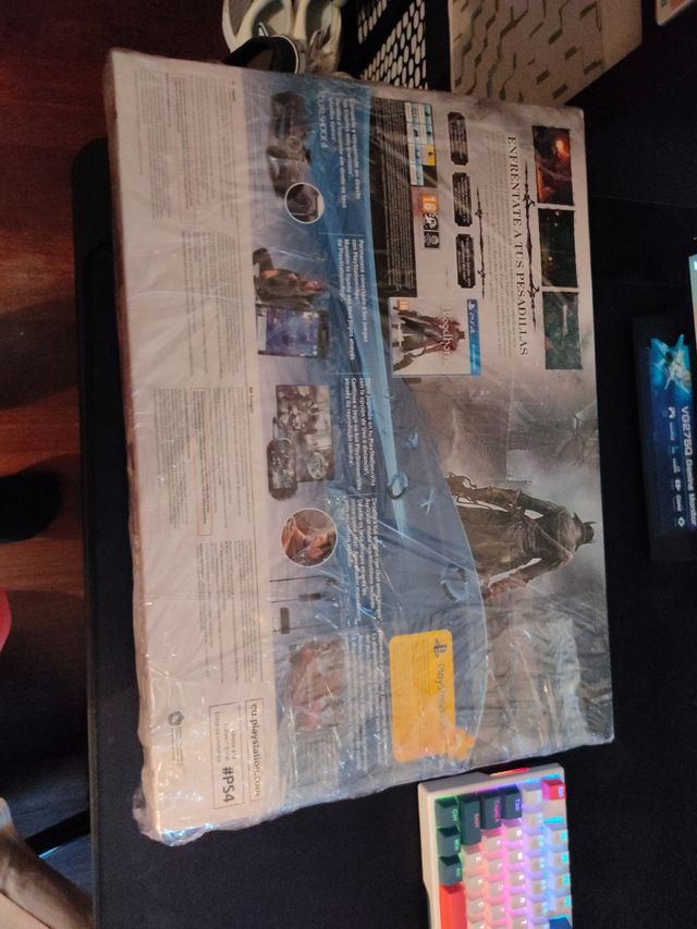 PS4 (PlayStation 4) + Bloodborne
