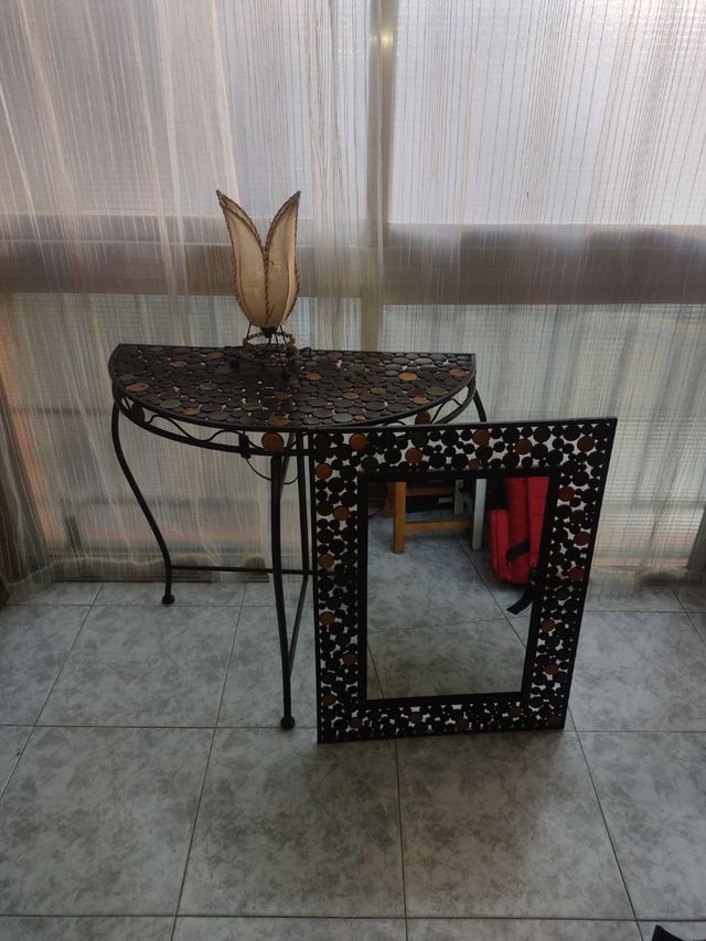 Mesita & espejo metal negro