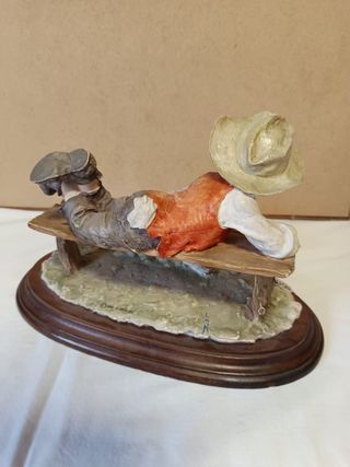 Figura Guido Medici: Niño con perro