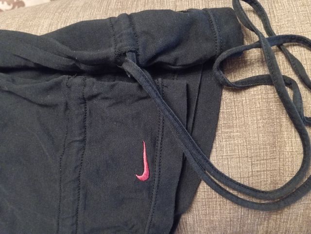 Camiseta Nike negra mujer