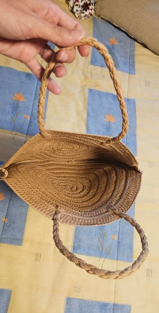 Bolso rafia redondo beige