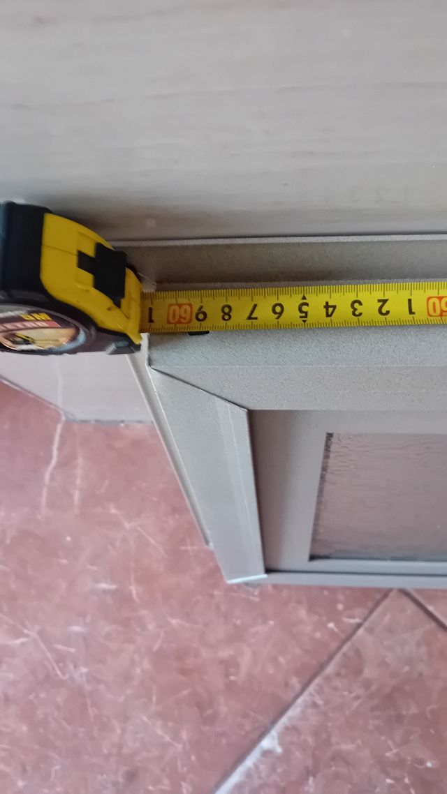 Ventana aluminio pequeña