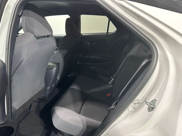 Toyota C-HR 140H ADVANCE 