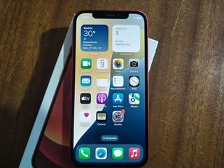 Cellulare iPhone 12 rosso 128Gb