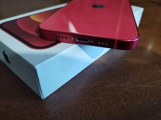 Cellulare iPhone 12 rosso 128Gb