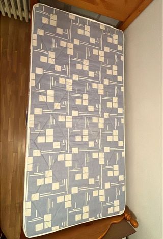 Colchón 90cm de muelles - tengo 3