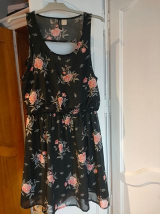 Vestido floral negro - 