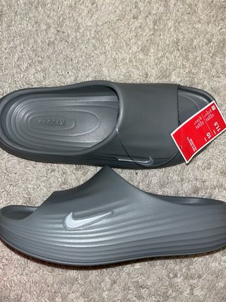 Chanclas Nike React Rejuven 8 Gris 