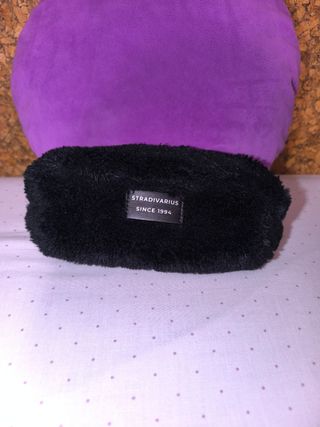 Neceser Stradivarius negro - Peluche