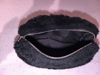 Neceser Stradivarius negro - Peluche