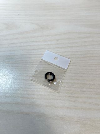 Orecchino finto clip nero