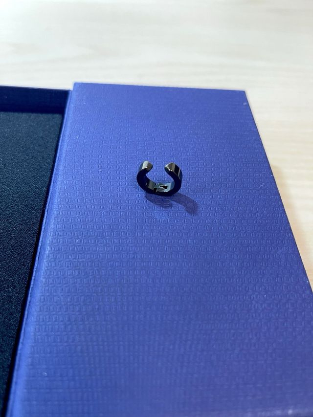 Orecchino finto clip nero