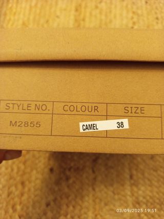 Botas tacón beige - NUEVAS son de la Casa Corina! 