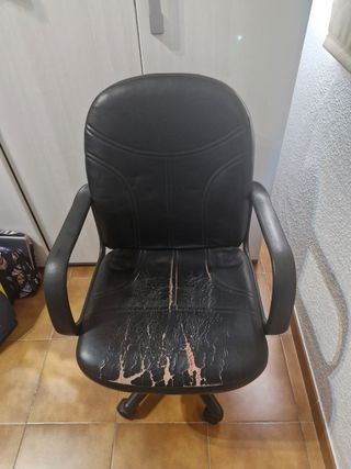 SILLA ESCRITORIO GIRATORIA NEGRA