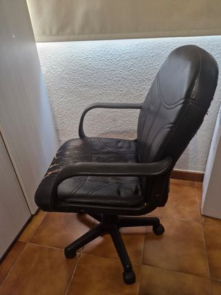 SILLA ESCRITORIO GIRATORIA NEGRA
