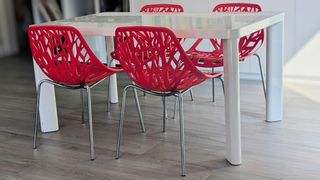 4 Sillas rojas diseño moderno