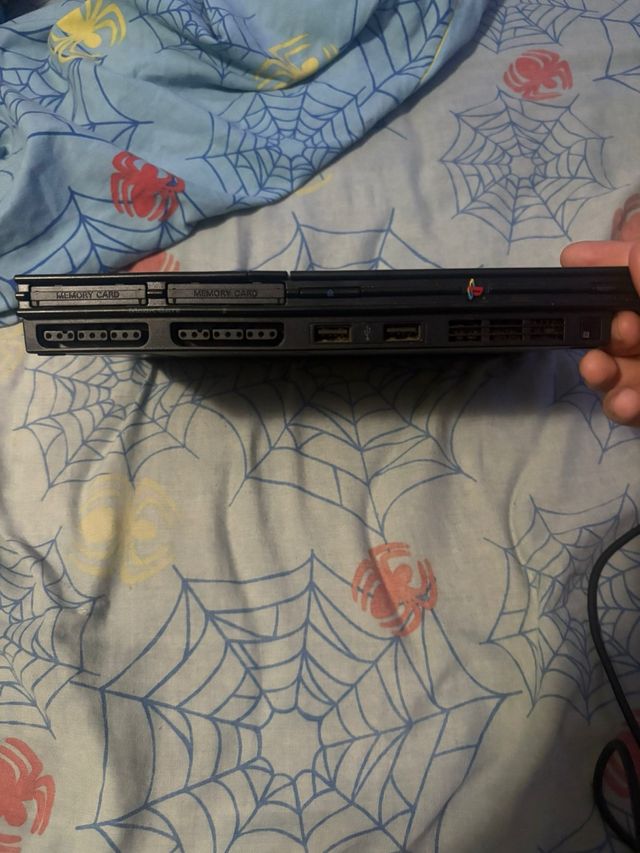 PS2 Slim (PlayStation 2) negra