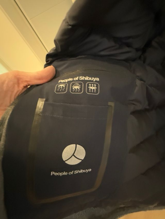 Parka gris People of Shibuya