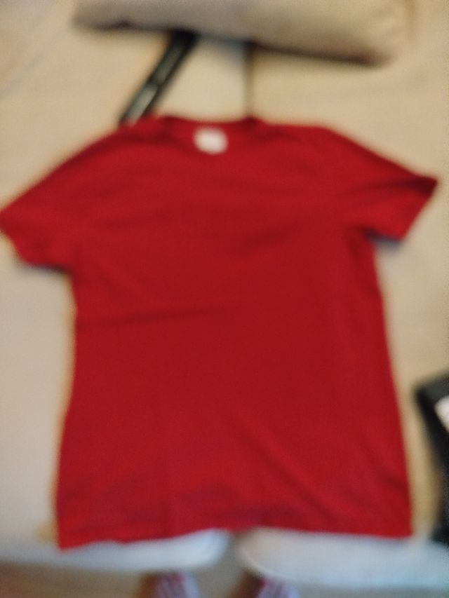 Camiseta roja Guess talla S