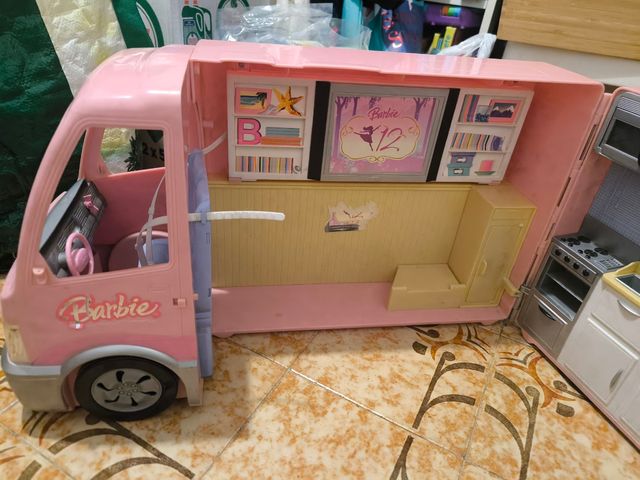 Autocaravana Barbie años 90