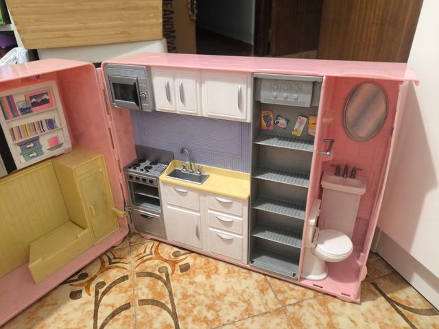 Autocaravana Barbie años 90