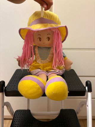 Muñeca peluche - Juguete infantil