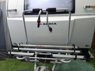 Portabicicletas caravana Fiamma para 3 bicicletas