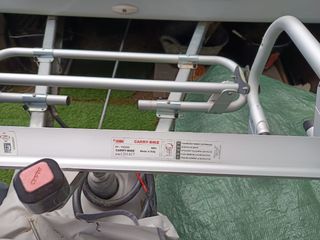 Portabicicletas caravana Fiamma para 3 bicicletas