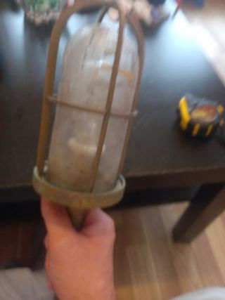 Farol náutico antiguo