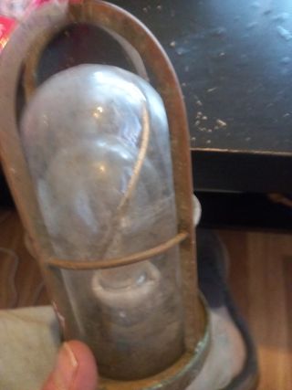 Farol náutico antiguo