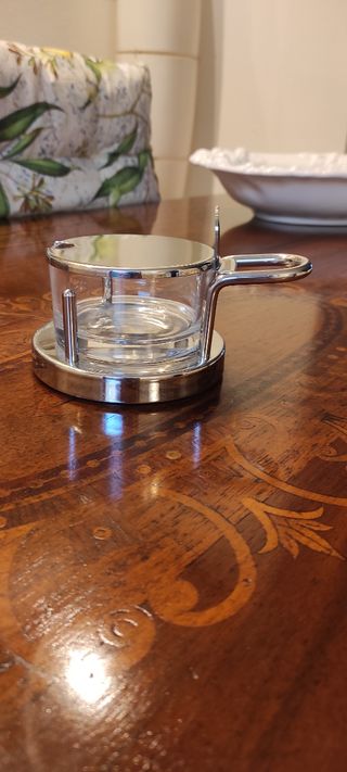 Formaggera design in vetro e acciaio