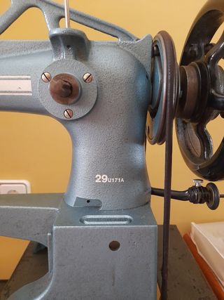 Máquina coser remendona Singer