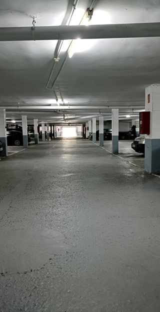 Garaje individual en Urbanización cerrada.