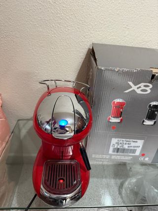 Cafetera ILLY X8 roja